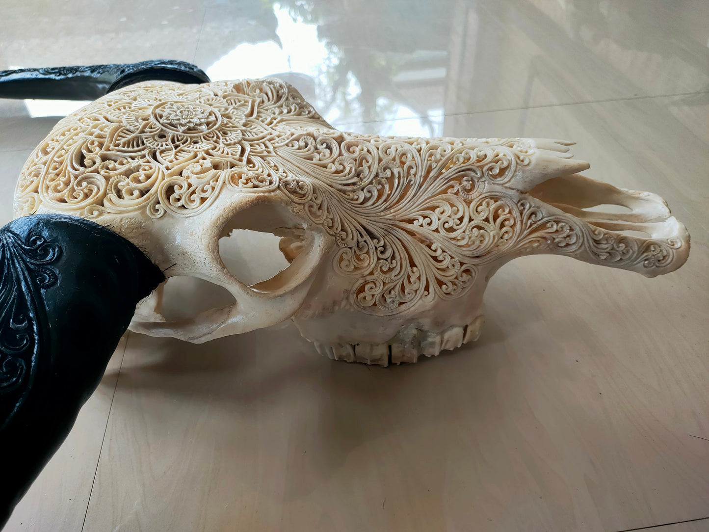 carve buffalo skull mandala full horn carving