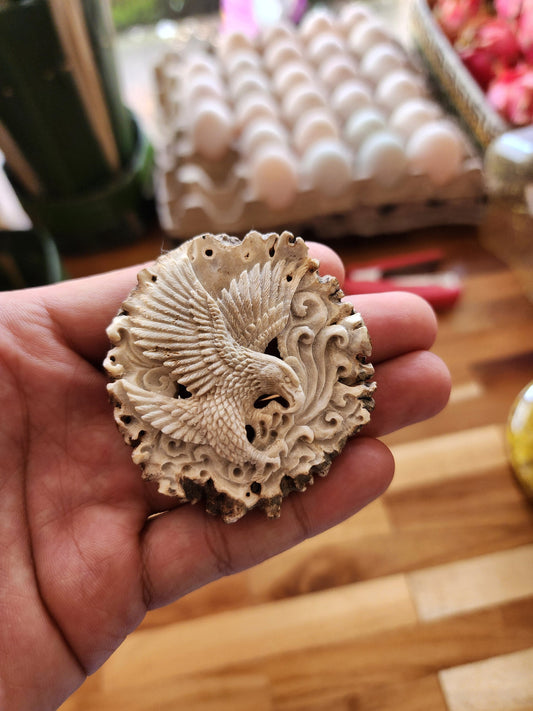 Antler carving eagle for accesorie