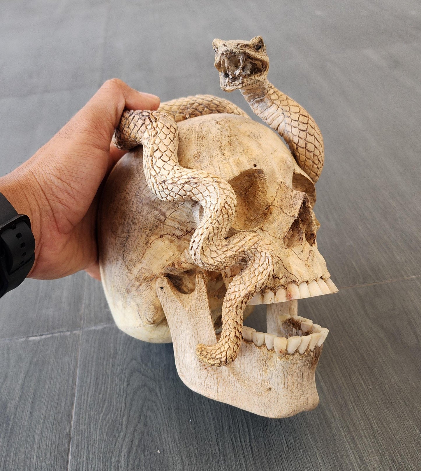 human skull art carving Skull snake wood