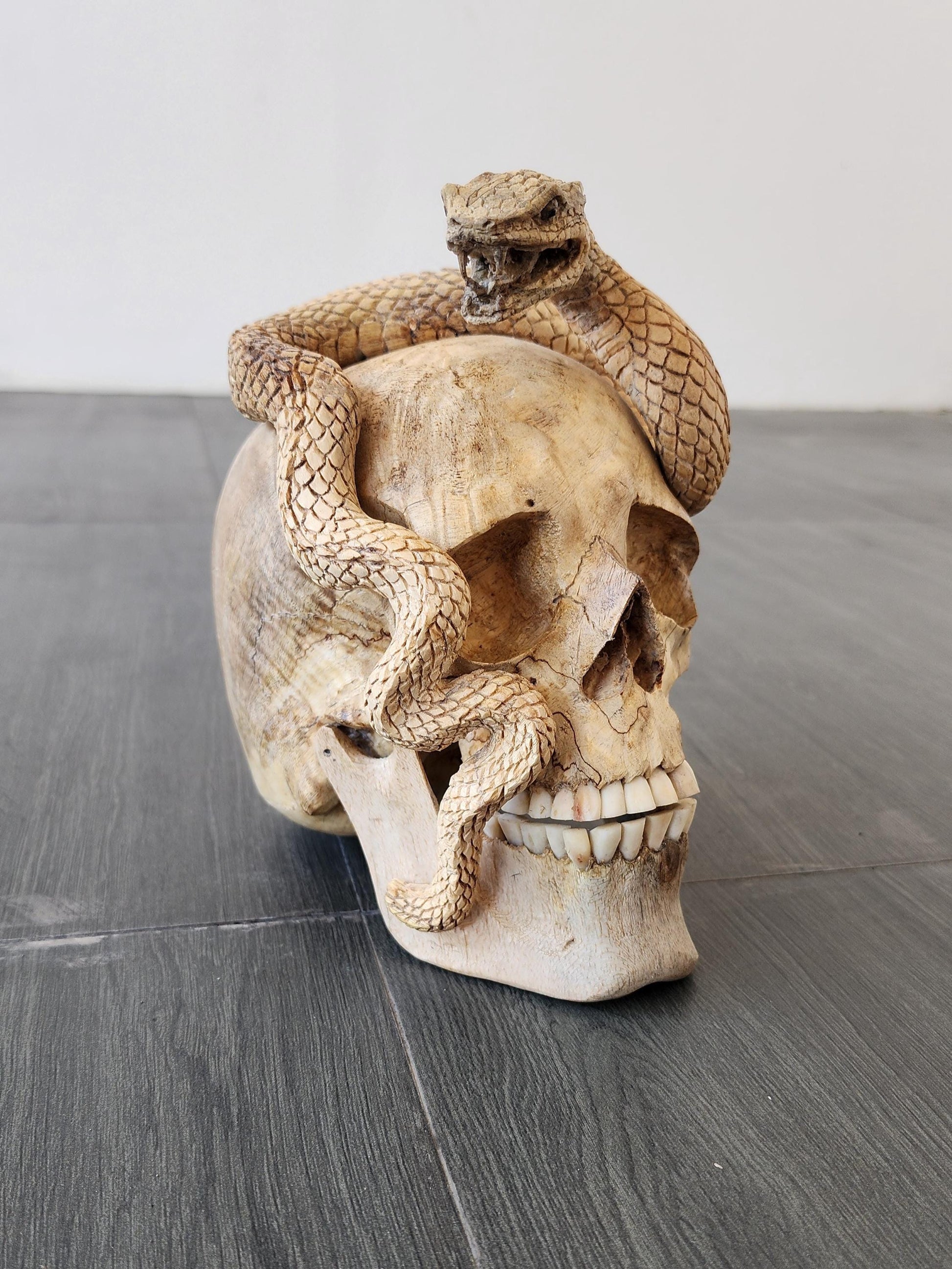 human skull art carving Skull snake wood